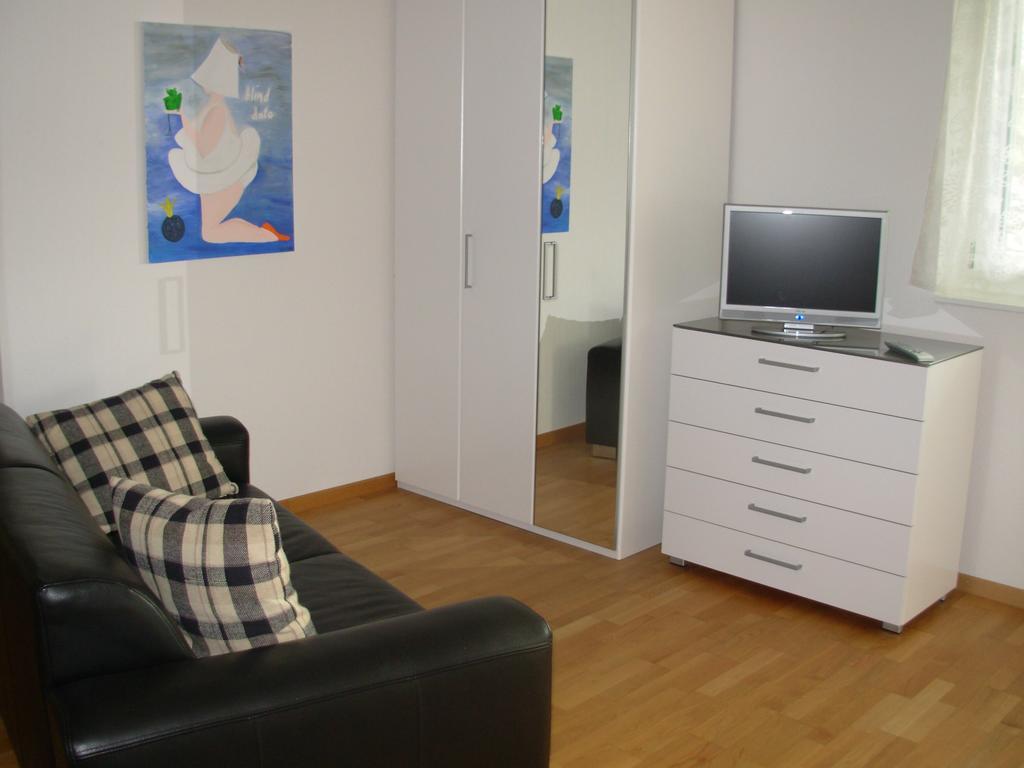 Studio Mythen Schwyz Kamer foto